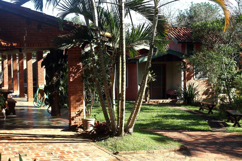 Chácara Andó Bed And Breakfast Águas de Santa Bárbara Exterior foto