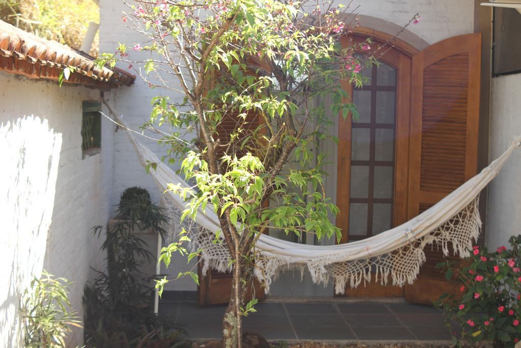 Chácara Andó Bed And Breakfast Águas de Santa Bárbara Habitación foto